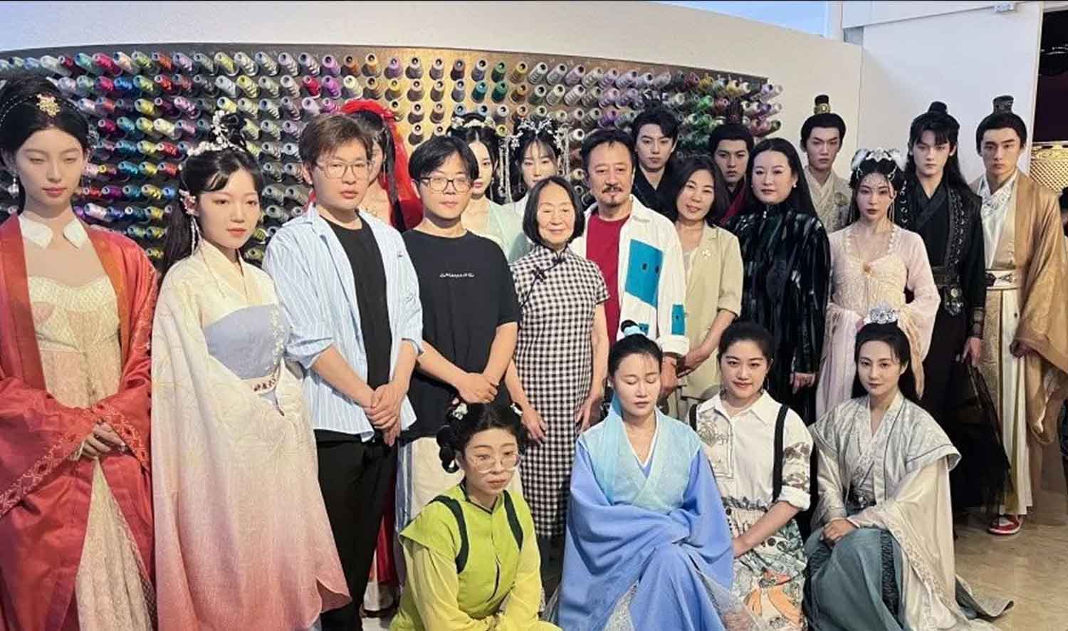 瀚正造型与北服交流学习